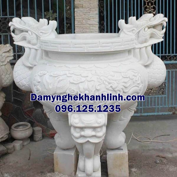 Gia lư hương đá trắng cao hơn giá lư hương đá xanh