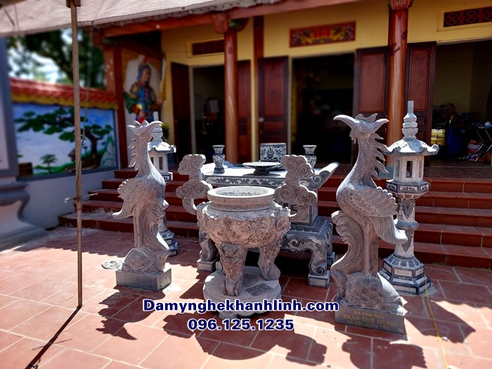 Hình ảnh mẫu lư hương đá nhà thờ họ đẹp lắp đặt tại Hà Nội