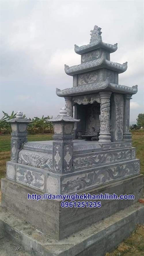 Mẫu mộ ba mái bằng đá xanh khối chế tác tại Ninh Bình