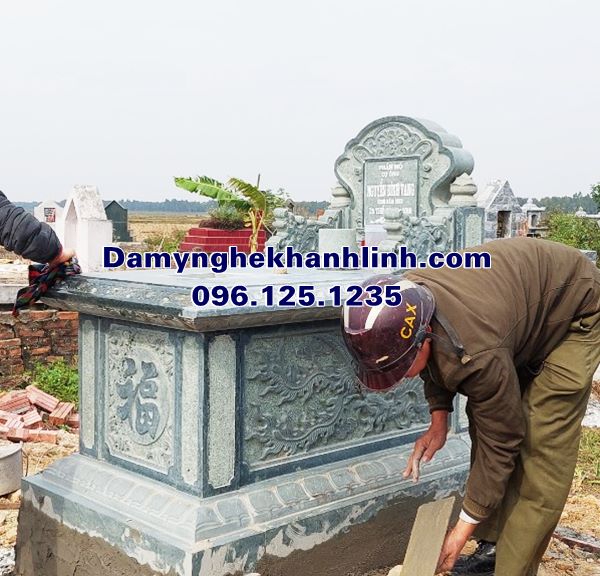 Mẫu mộ tam cấp đá thiết kế dạng mộ bành