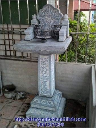Cây hương đá thờ thiên đơn giản lắp trên ban công tại Hà Nội 