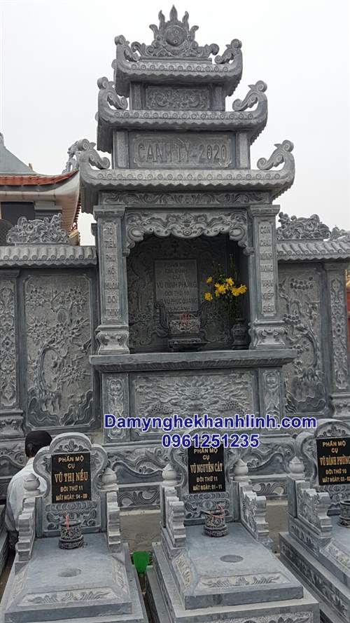Hình ảnh lăng thờ đá đẹp trong khu lăng mộ đá gia đình chú Nam