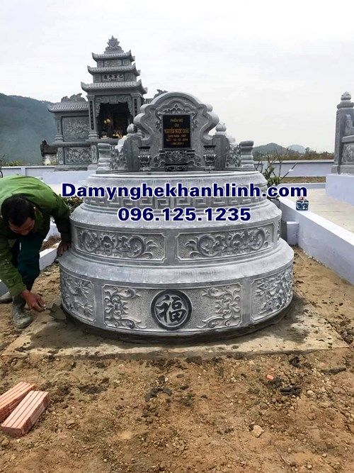 Mẫu mộ tròn đá xanh nguyên khối bán tại Bắc Giang