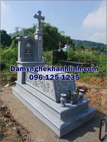 Mộ đá công giáo nguyên khối – Bền đẹp hàng trăm năm