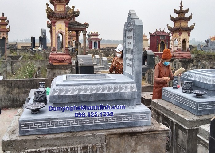 Báo giá mộ tam cấp đá xanh chuẩn nhất tại Hà Nội 