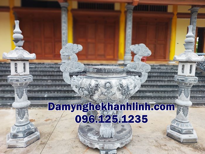 Lư Hương Đá Ngoài Trời – Bền Đẹp Trước Nắng Mưa, Không Nứt Vỡ