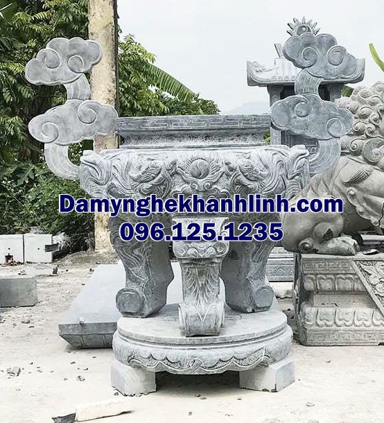 Lư hương đá tại Nam Định kiểu dáng tròn tai mây