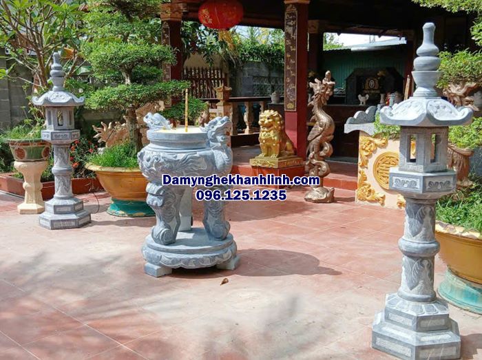 Lư Hương Đá Xanh Rêu Miền Nam – Vẻ Đẹp Cổ Kính, Chuẩn Phong Thủy