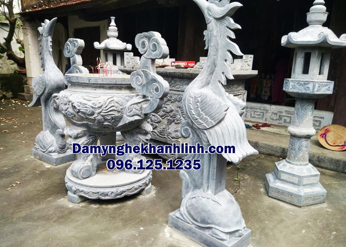 Mẫu lư hương đá Bắc Giang chạm khắc hoa văn tinh xảo