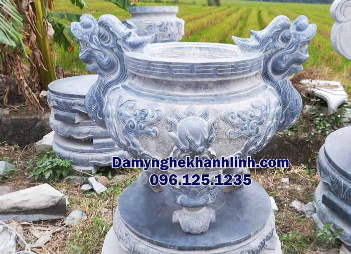 Mẫu lư hương đá granite Miền Nam chạm rồng tinh xảo
