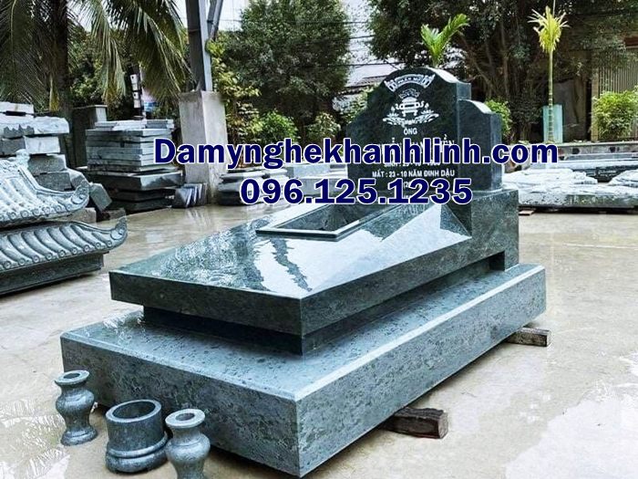 Mẫu mộ đá tối giản 2026 chế tác từ đá Grannit mang vẻ đẹp sang trọng