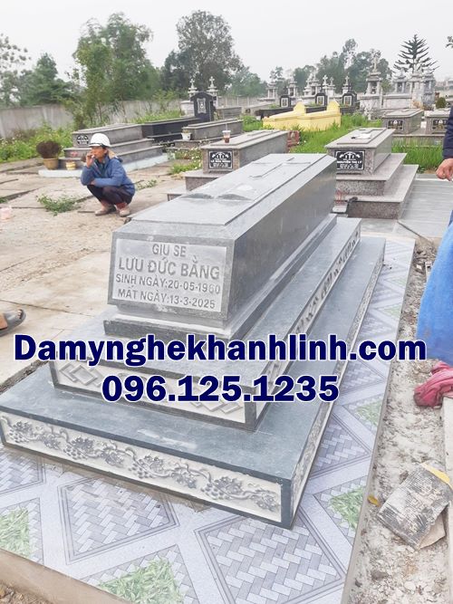 Mộ đá Công giáo miền Trung – Sự hòa quyện giữa tín ngưỡng và nghệ thuật chạm khắc
