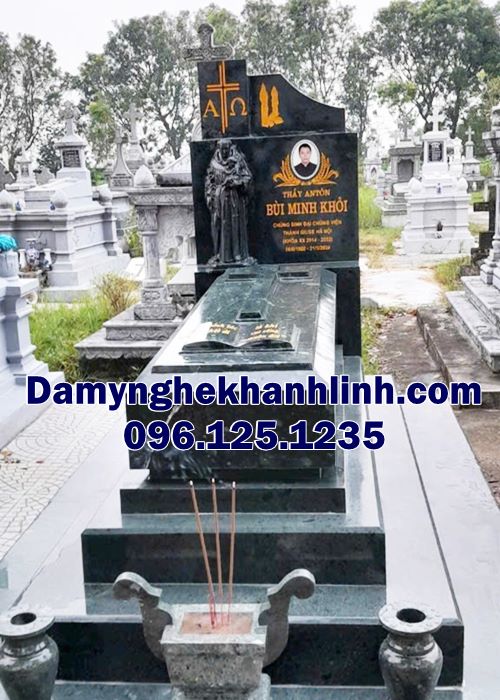 Mộ đá Công giáo tại Bình Dương – Mẫu mộ đẹp, sang trọng và chuẩn phong thủy